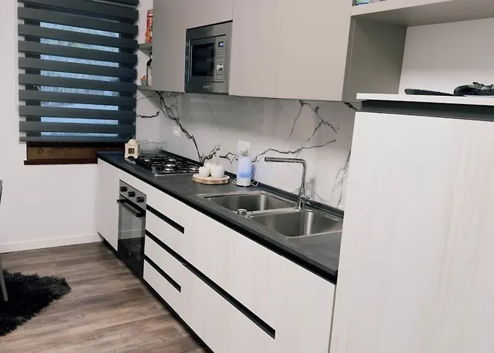 Center アパート *